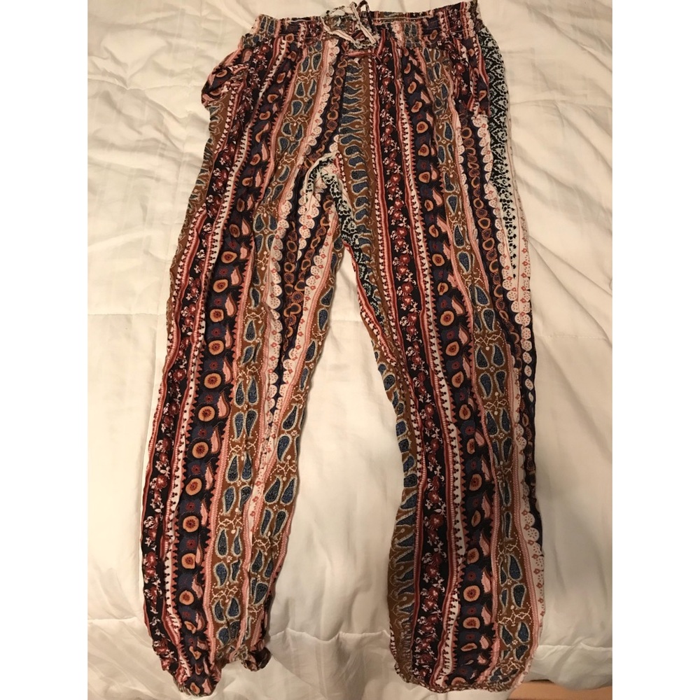 Patterned pants